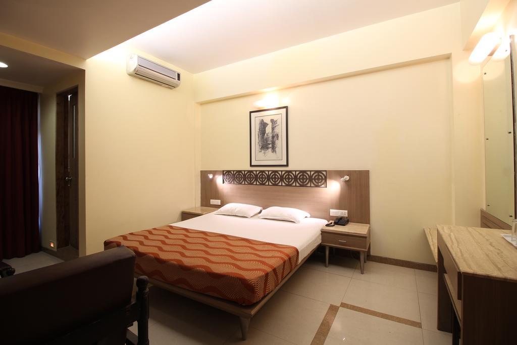 Hotel Samrat Mumbai Ruang foto