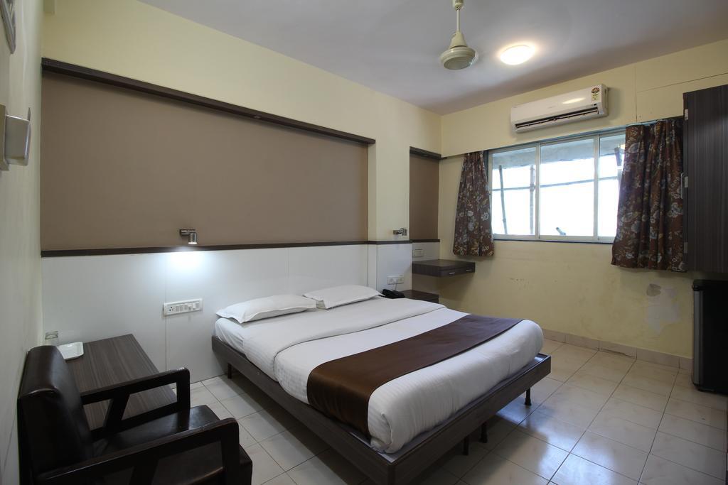 Hotel Samrat Mumbai Ruang foto