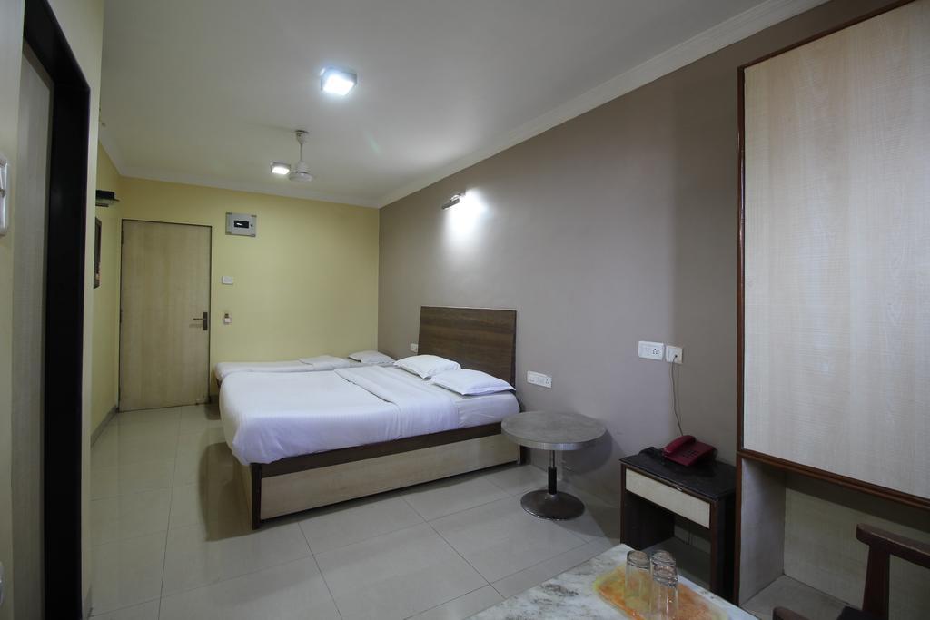 Hotel Samrat Mumbai Ruang foto