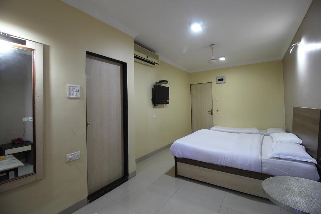 Hotel Samrat Mumbai Ruang foto