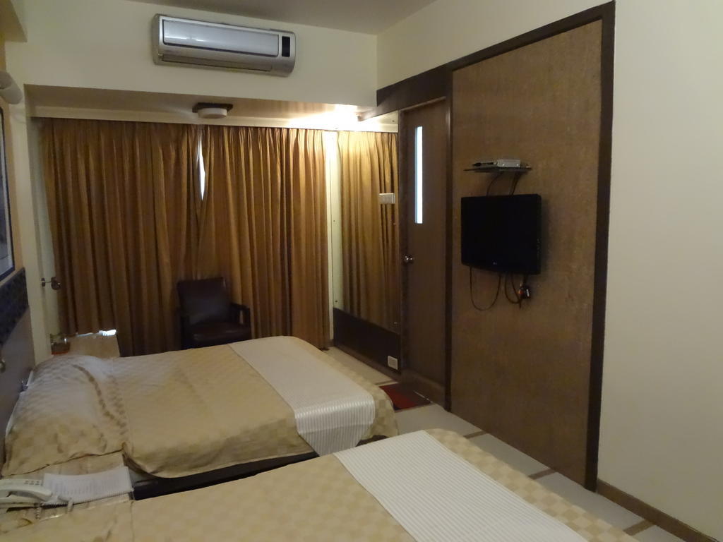 Hotel Samrat Mumbai Ruang foto